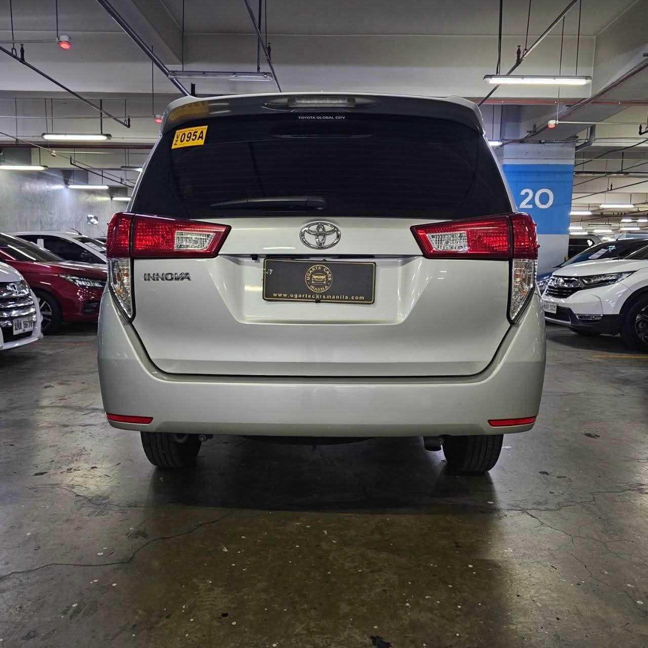 
								2025 Toyota Innova XE 2.8L DSL AT full									