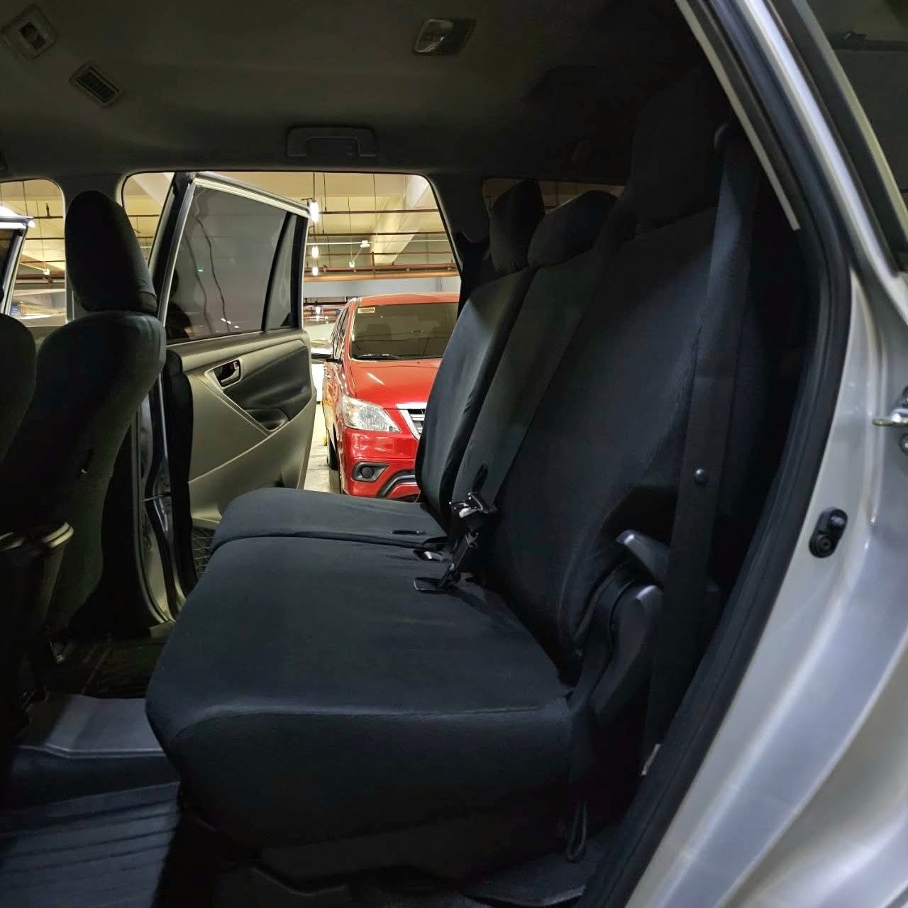 
								2025 Toyota Innova XE 2.8L DSL AT full									