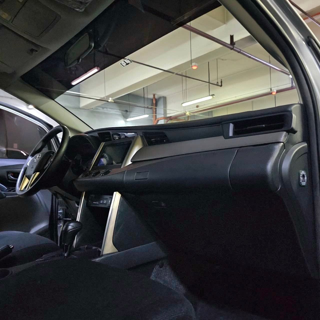
								2025 Toyota Innova XE 2.8L DSL AT full									