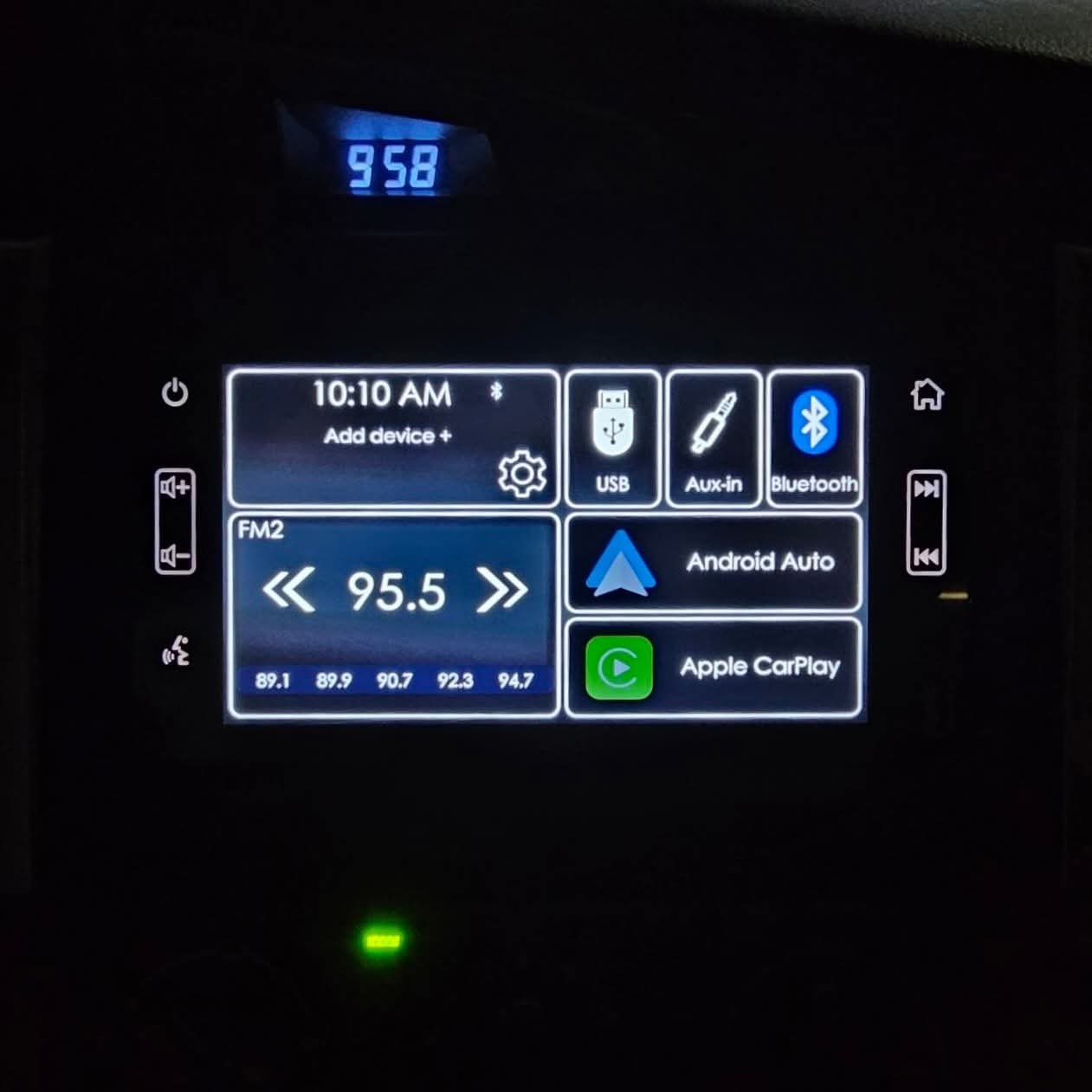 
								2025 Toyota Innova XE 2.8L DSL AT full									