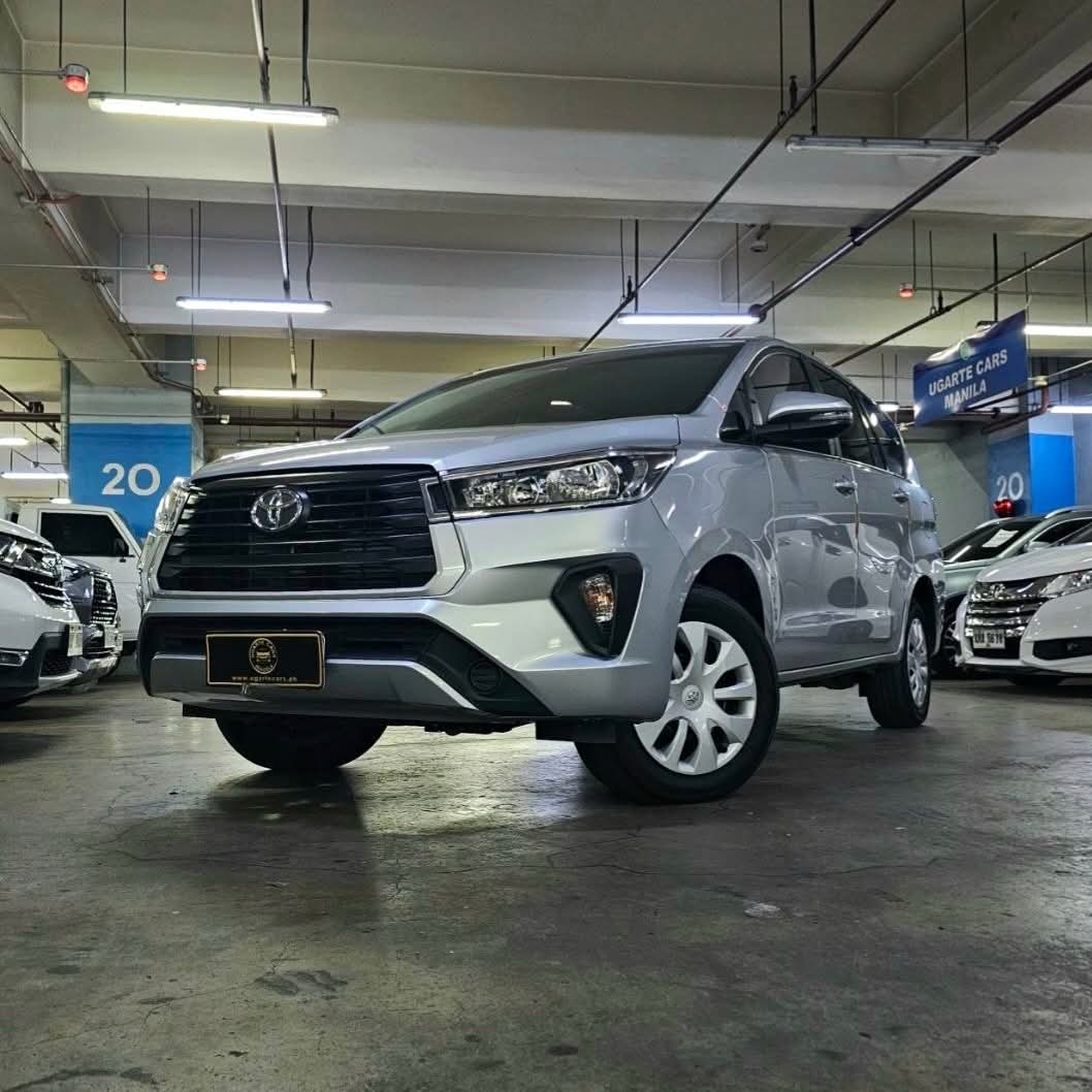 
								2025 Toyota Innova XE 2.8L DSL AT full									