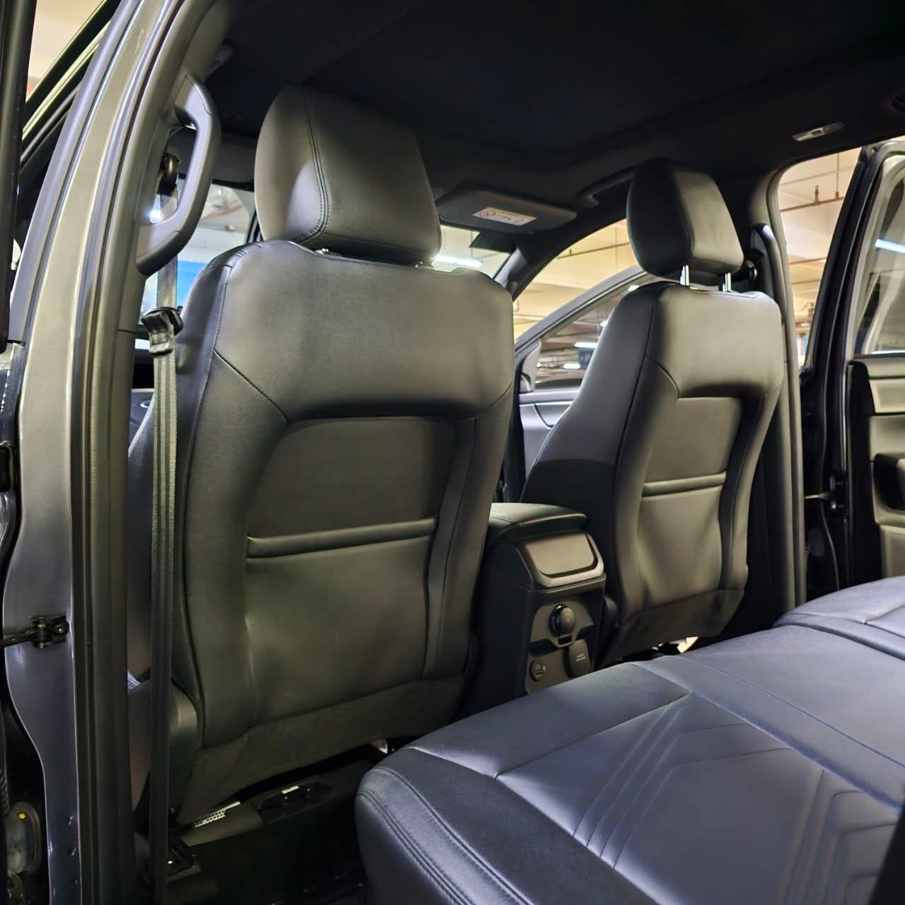
								2024 Ford Everest 2.0L Titanium Plus 4X4 DSL AT full									