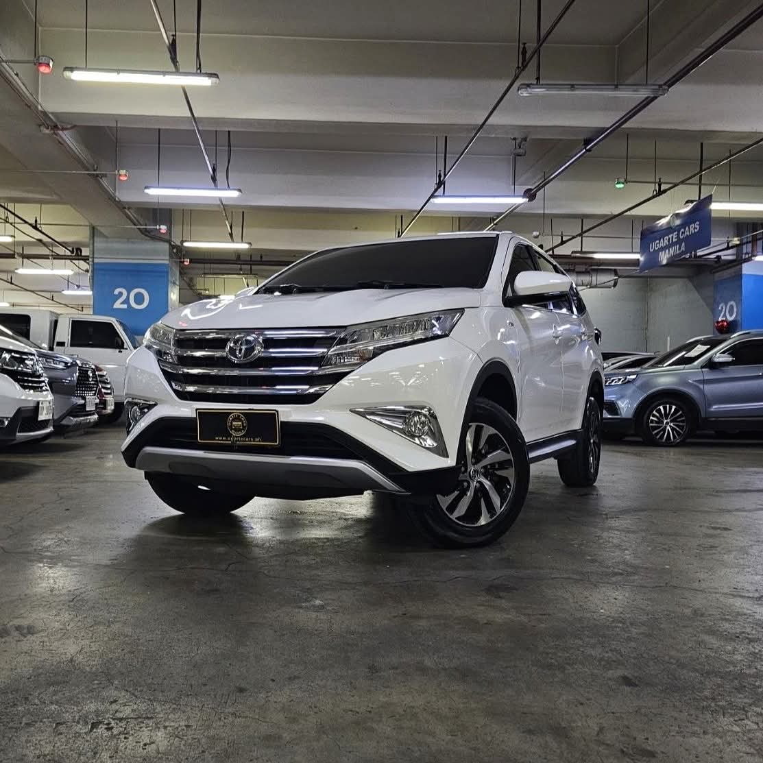 
								2019 Toyota Rush 1.5L E AT full									