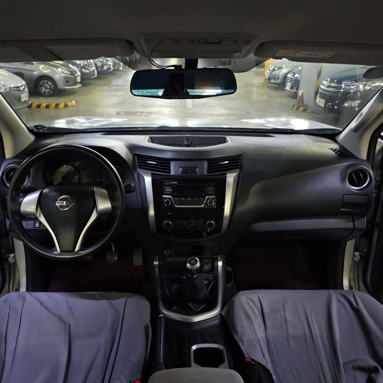 
								2018 Nissan Navara EL 4X2 2.5L DSL MT full									