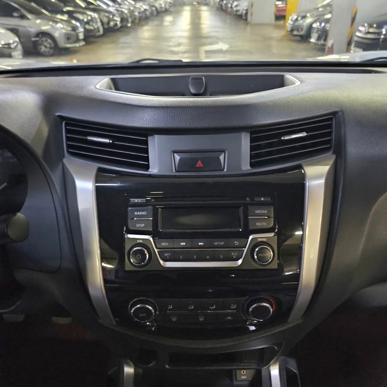 
								2018 Nissan Navara EL 4X2 2.5L DSL MT full									