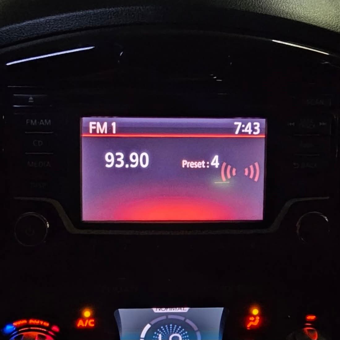 
								2016 Nissan Juke 1.6L AT full									