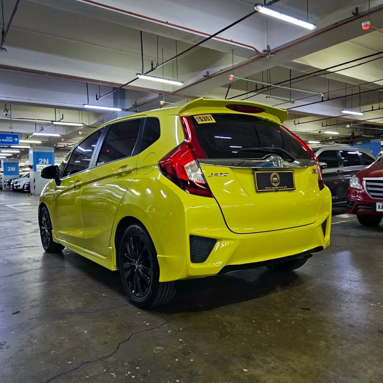 
								2016 Honda Jazz VX 1.5L i-VTEC AT full									