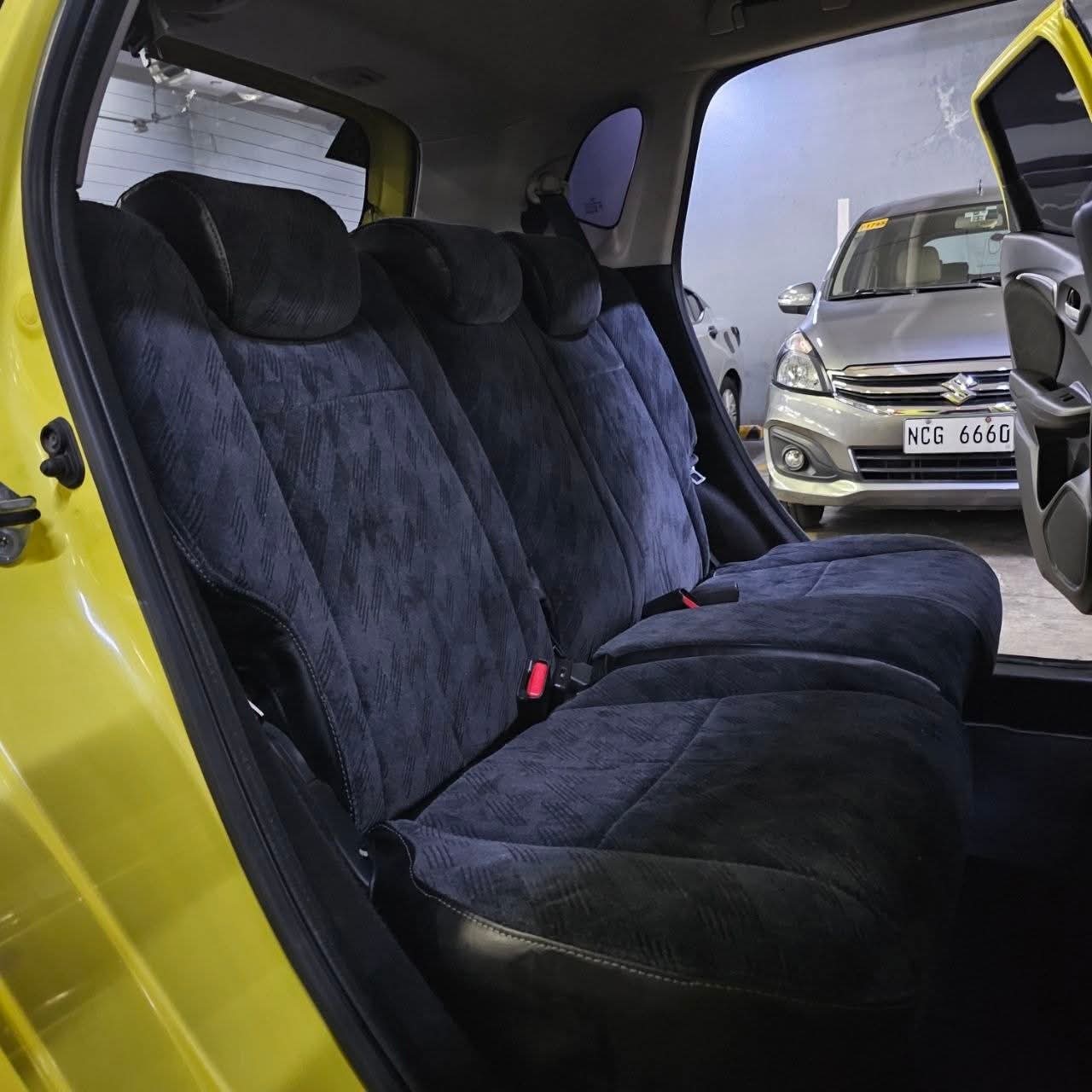 
								2016 Honda Jazz VX 1.5L i-VTEC AT full									
