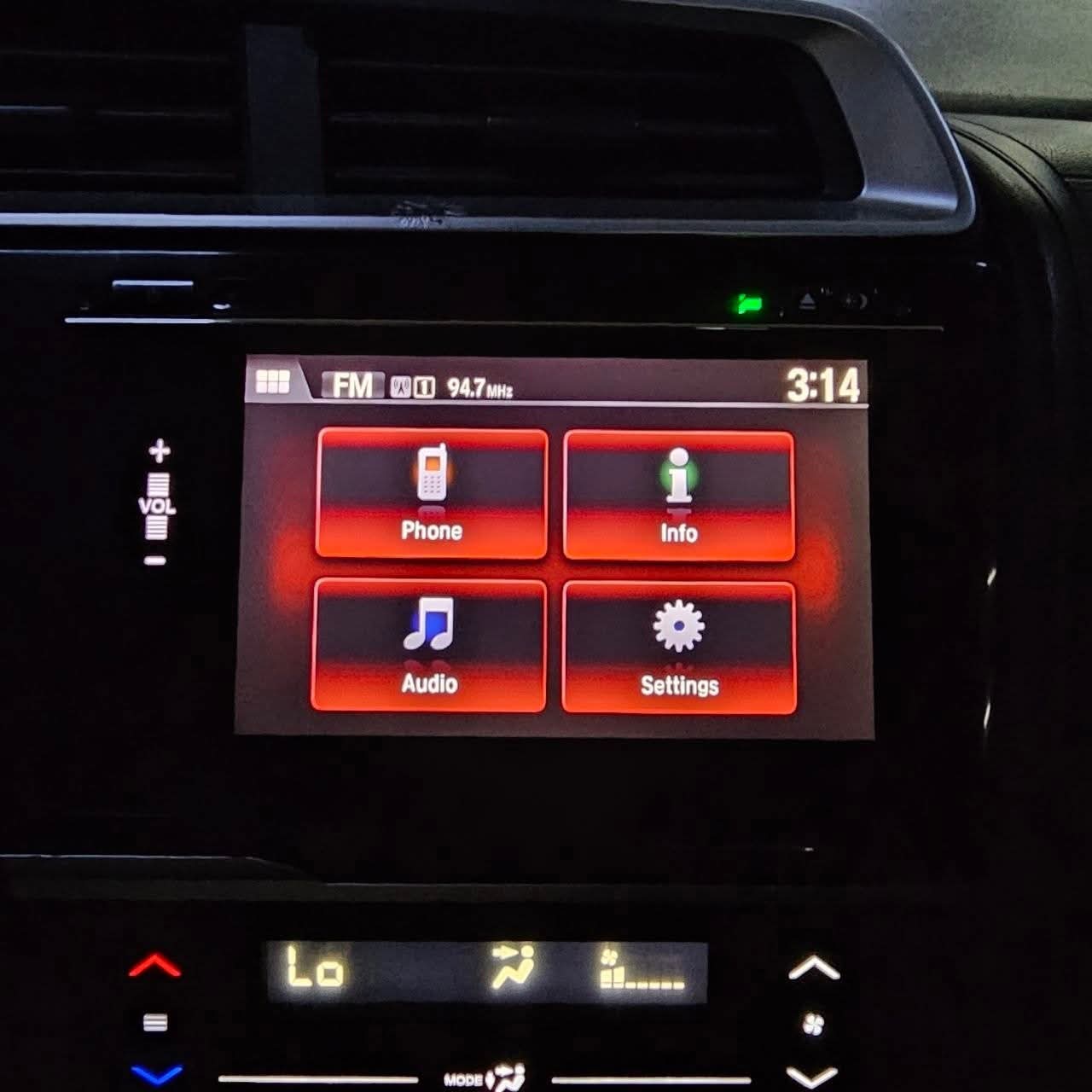 
								2016 Honda Jazz VX 1.5L i-VTEC AT full									