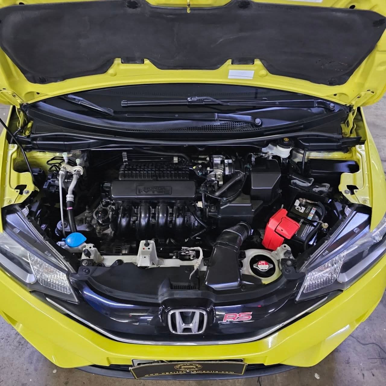 
								2016 Honda Jazz VX 1.5L i-VTEC AT full									