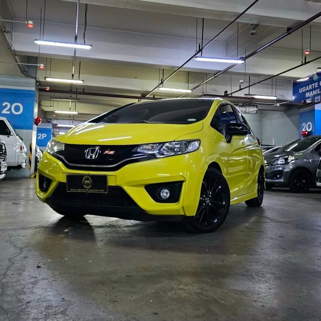 
								2016 Honda Jazz VX 1.5L i-VTEC AT full									