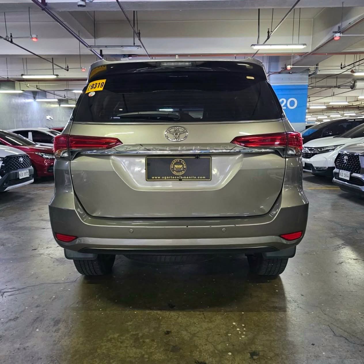 
								2017 Toyota Fortuner V 4X2 2.4L DSL AT full									
