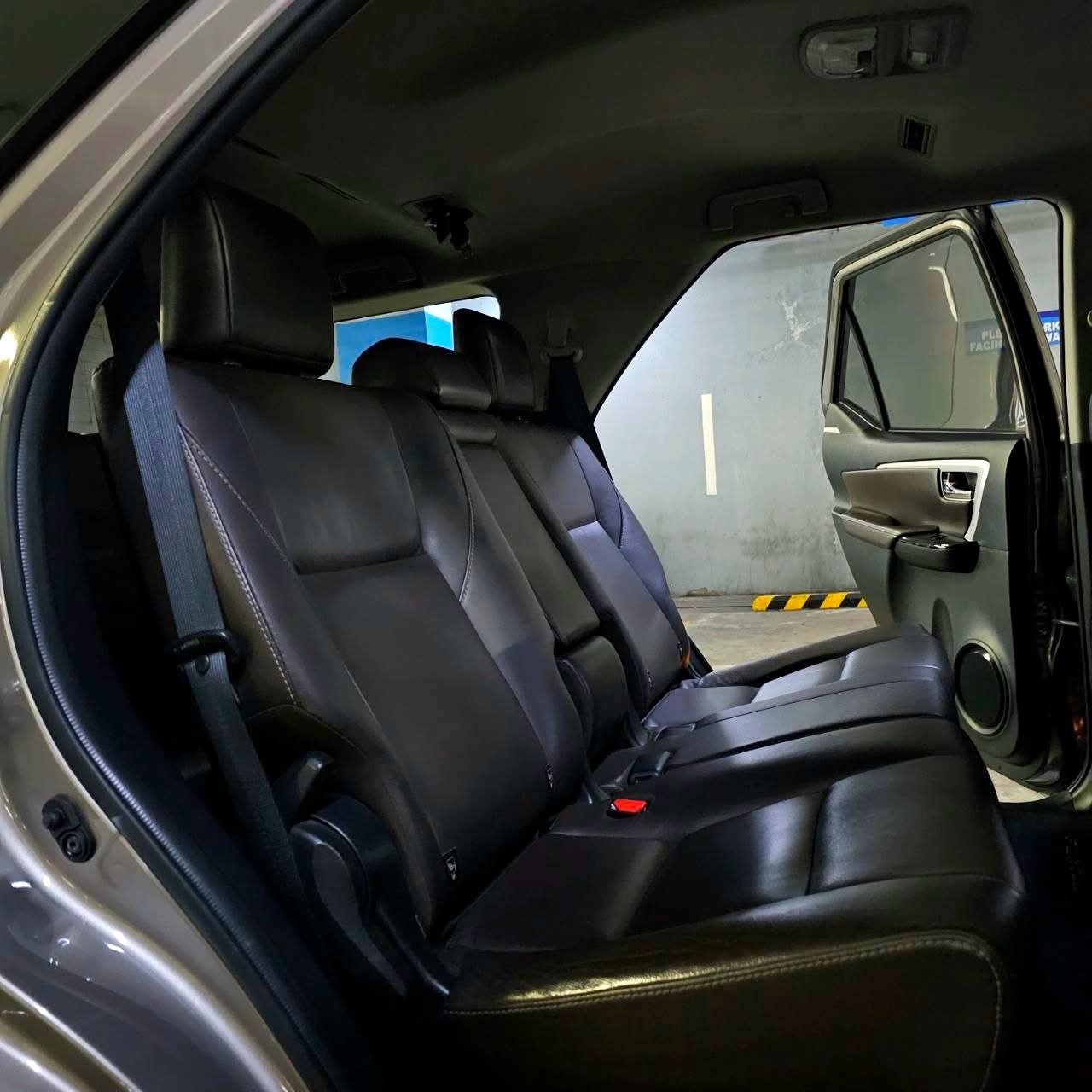 
								2017 Toyota Fortuner V 4X2 2.4L DSL AT full									