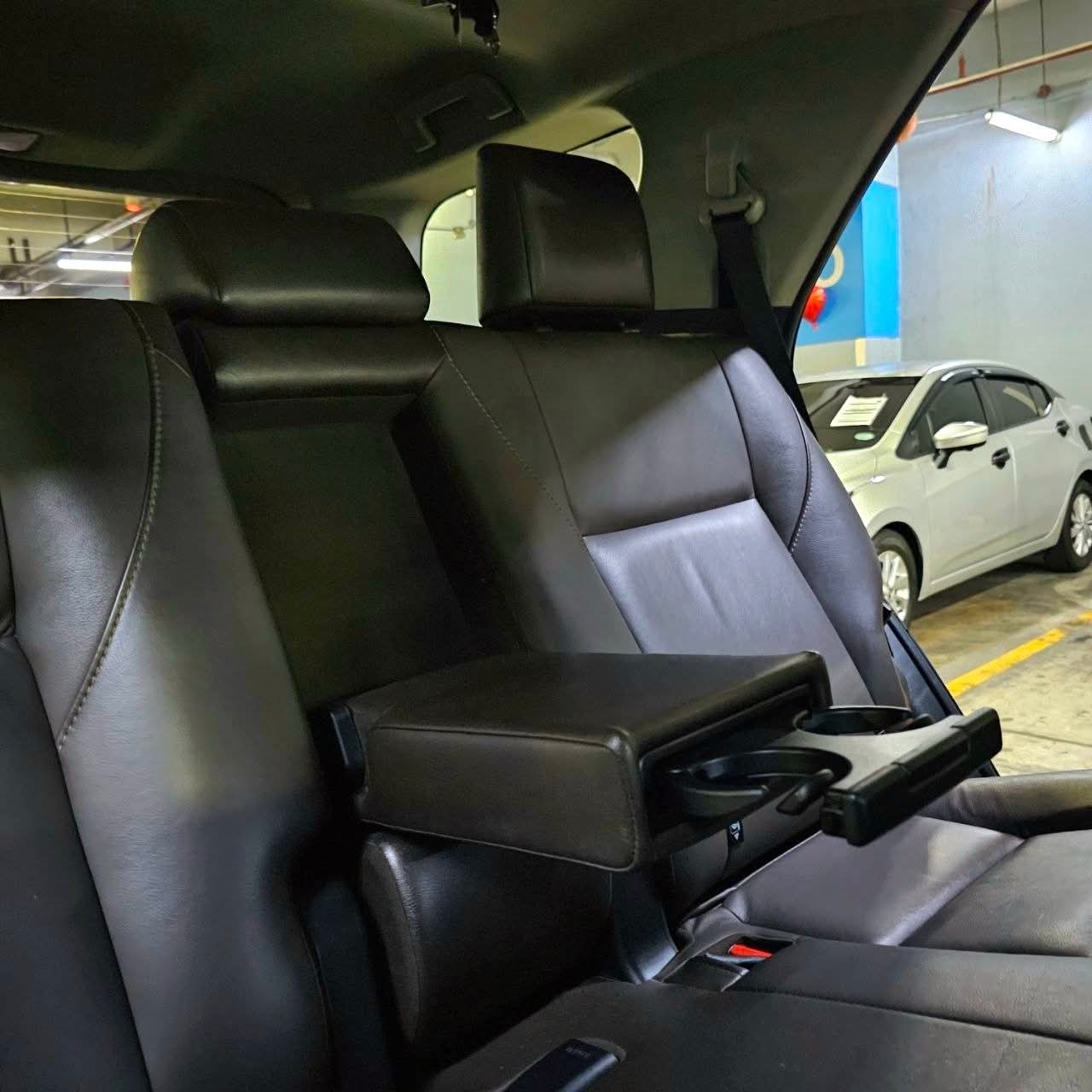 
								2017 Toyota Fortuner V 4X2 2.4L DSL AT full									