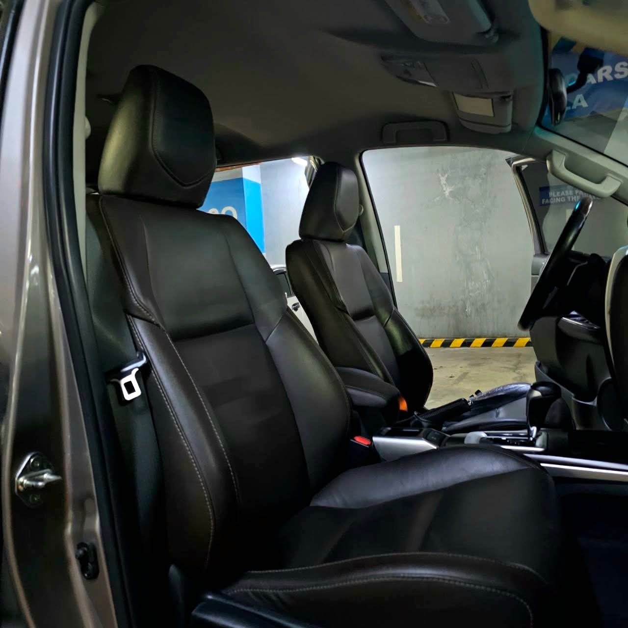 
								2017 Toyota Fortuner V 4X2 2.4L DSL AT full									
