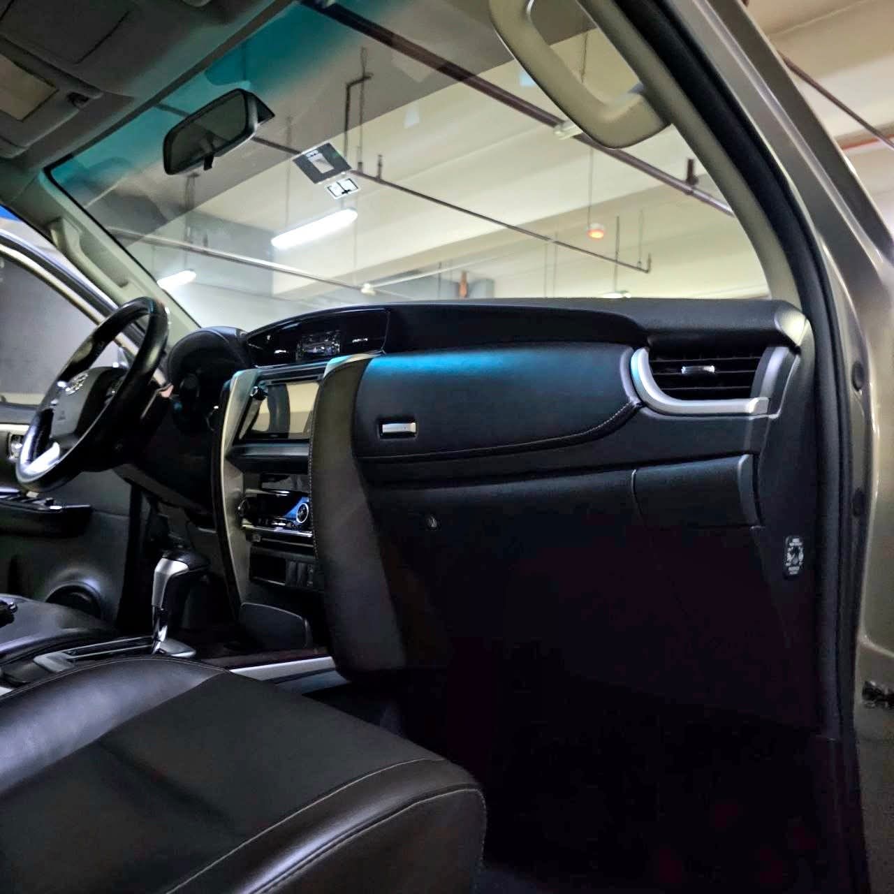 
								2017 Toyota Fortuner V 4X2 2.4L DSL AT full									