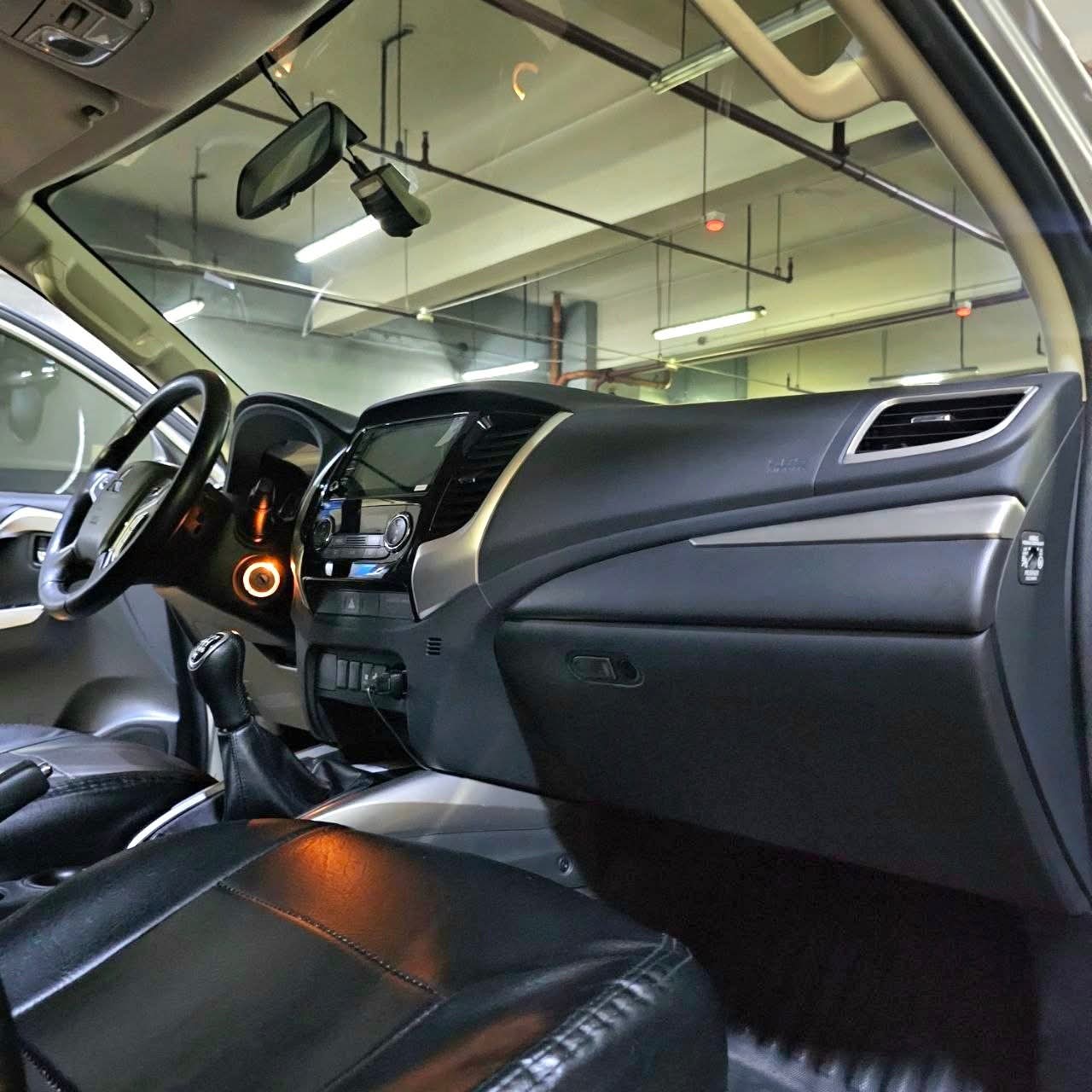 
								2023 Mitsubishi Montero Spt GLX 4X2 2.4L DSL MT full									