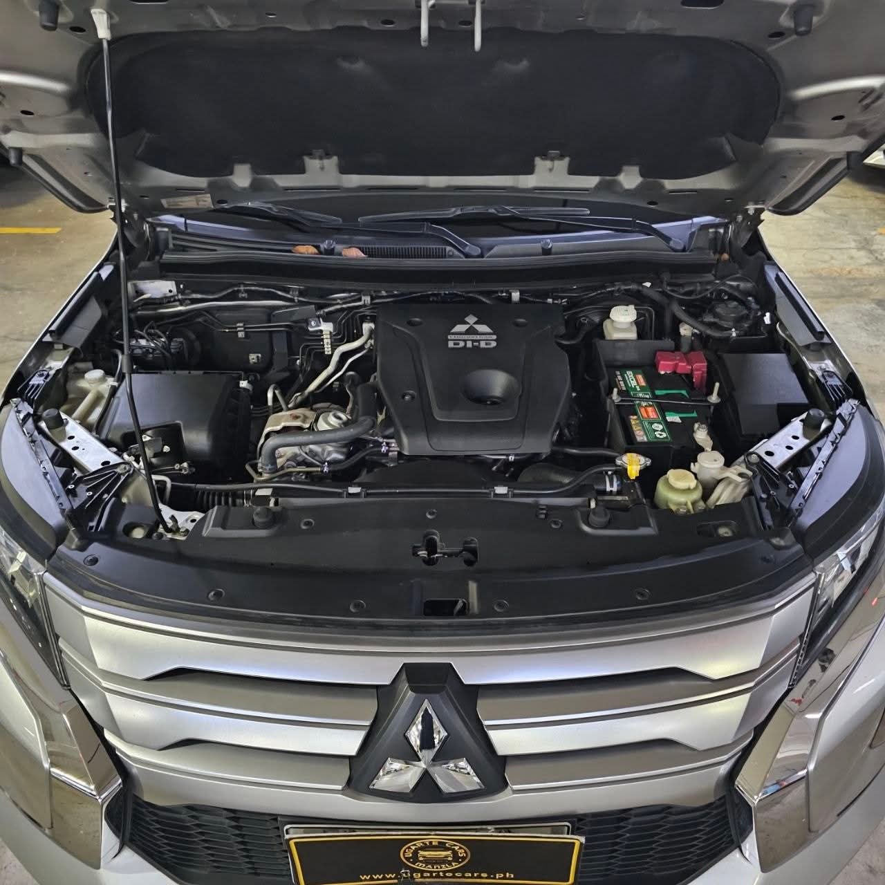 
								2023 Mitsubishi Montero Spt GLX 4X2 2.4L DSL MT full									
