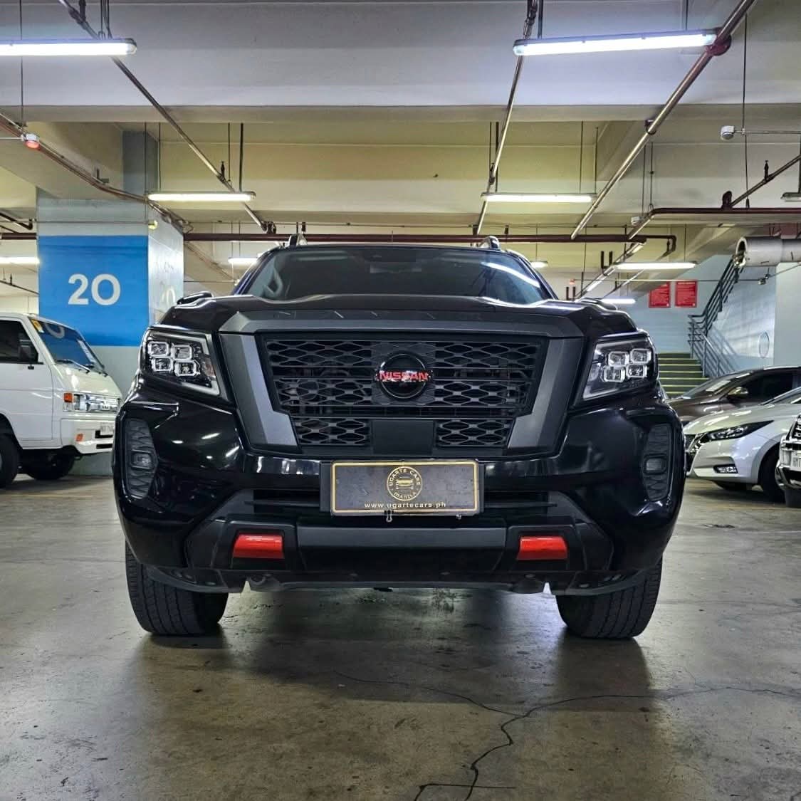
								2023 Nissan Navara 2.5L 4×2 VL Calibre DSL AT full									