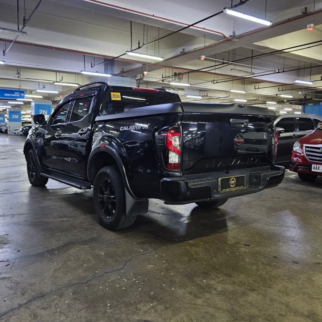 
								2023 Nissan Navara 2.5L 4×2 VL Calibre DSL AT full									