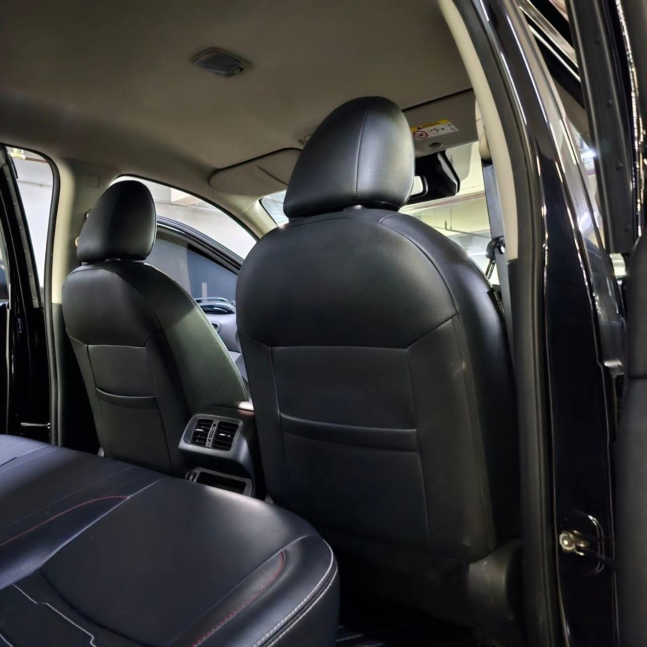 
								2023 Nissan Navara 2.5L 4×2 VL Calibre DSL AT full									
