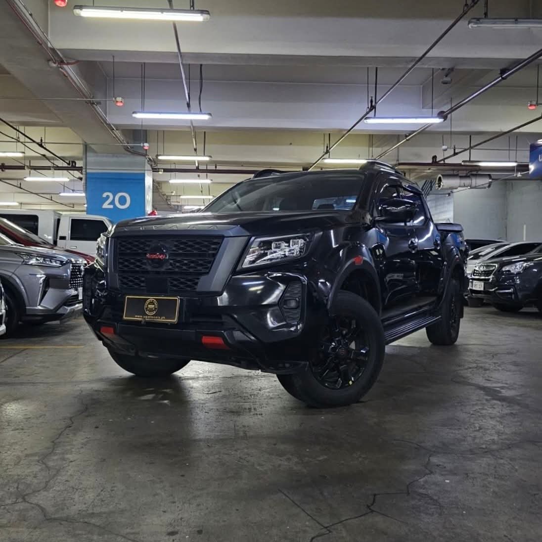 
								2023 Nissan Navara 2.5L 4×2 VL Calibre DSL AT full									