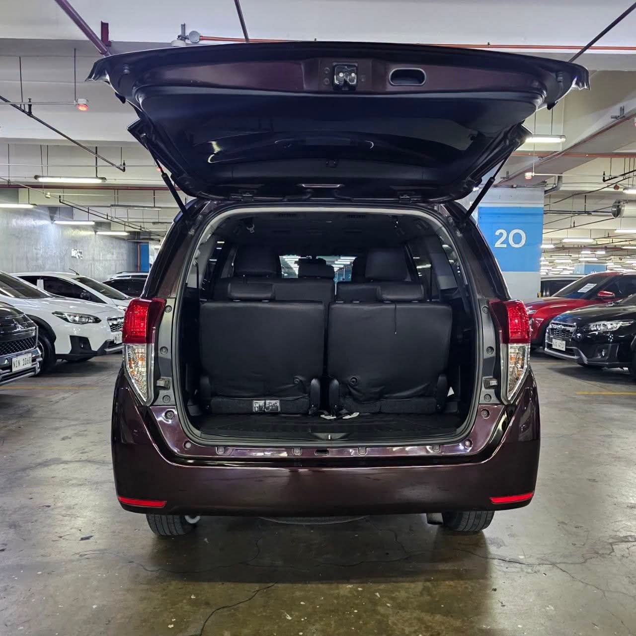 
								2022 Toyota Innova 2.8L E DSL AT full									