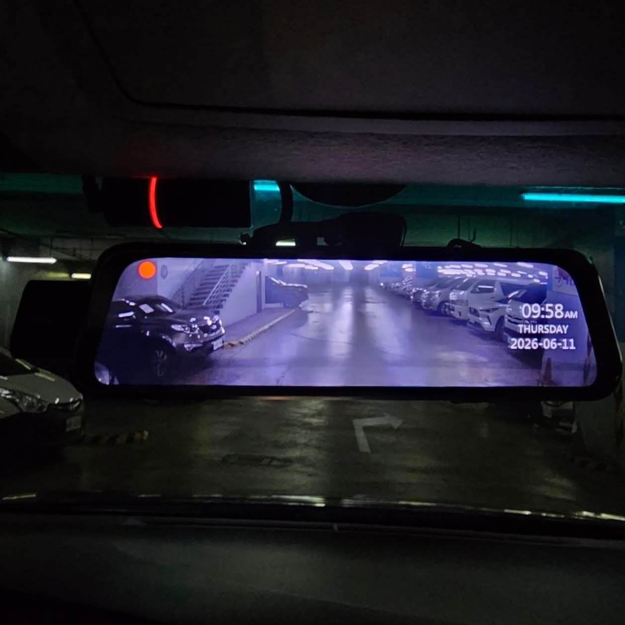 
								2022 Toyota Innova 2.8L E DSL AT full									