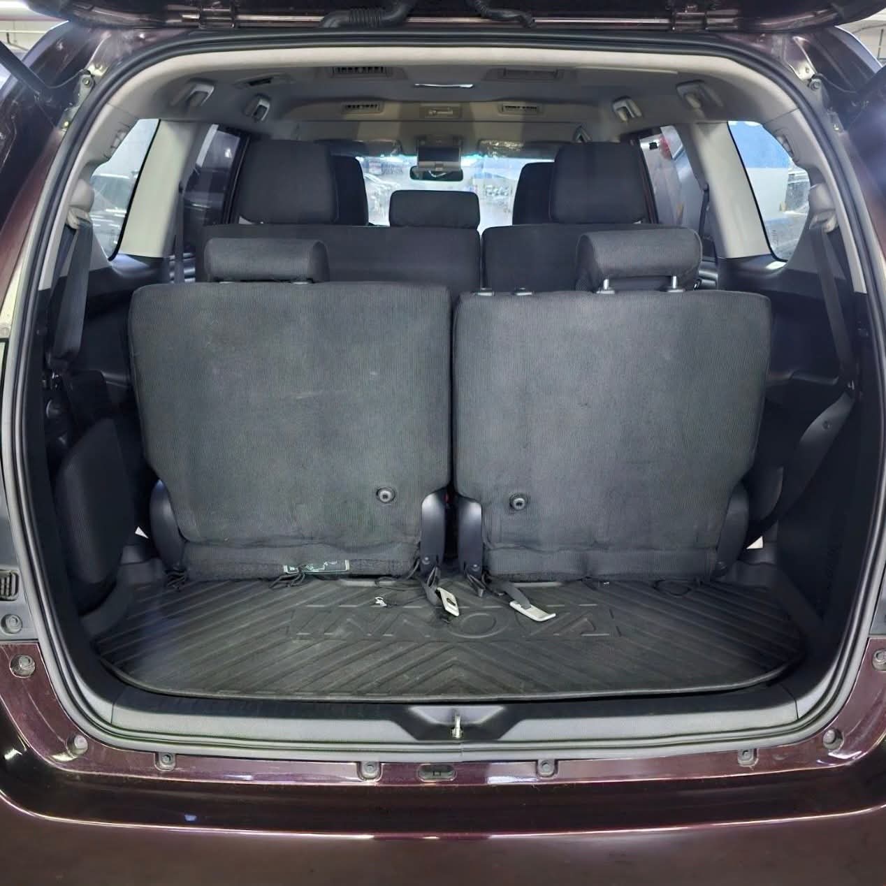 
								2022 Toyota Innova E 2.8L DSL AT full									
