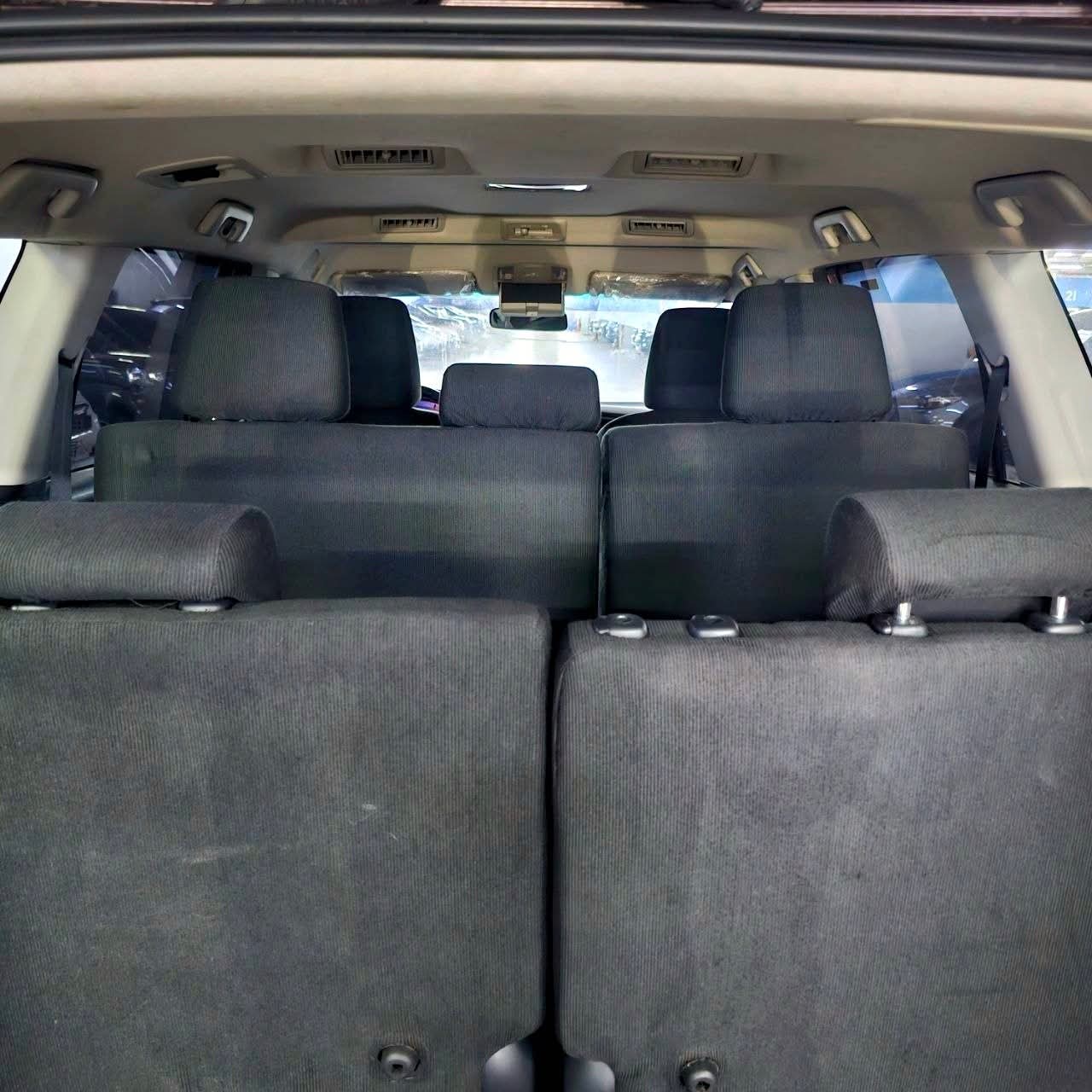 
								2022 Toyota Innova E 2.8L DSL AT full									