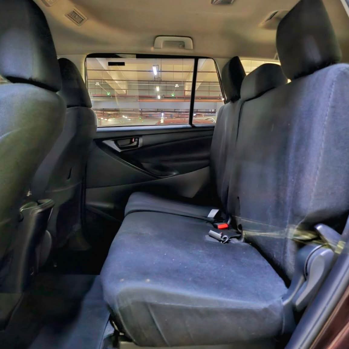 
								2022 Toyota Innova E 2.8L DSL AT full									