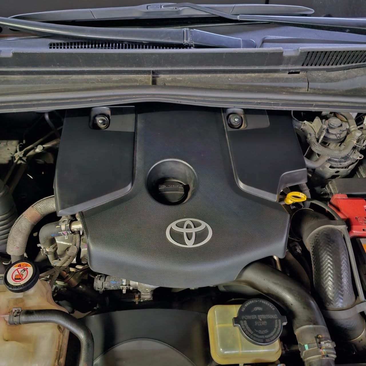 
								2022 Toyota Innova E 2.8L DSL AT full									
