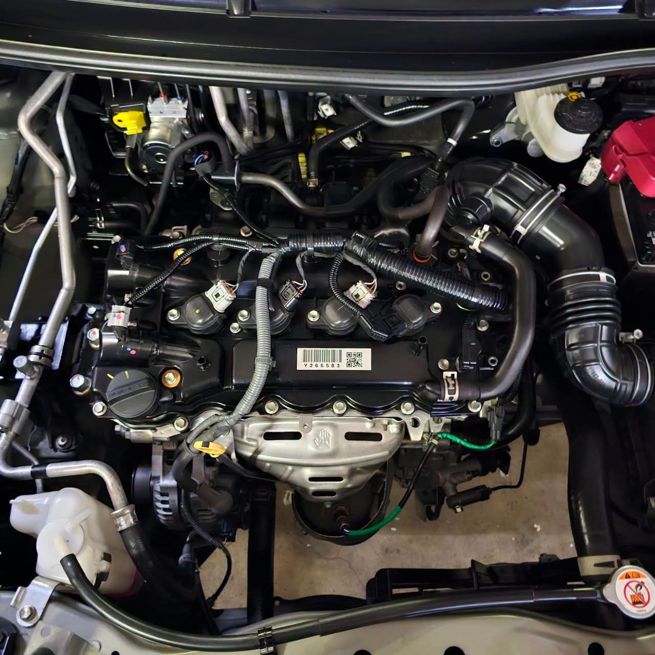 
								2024 Toyota Avanza 1.3L J MT full									