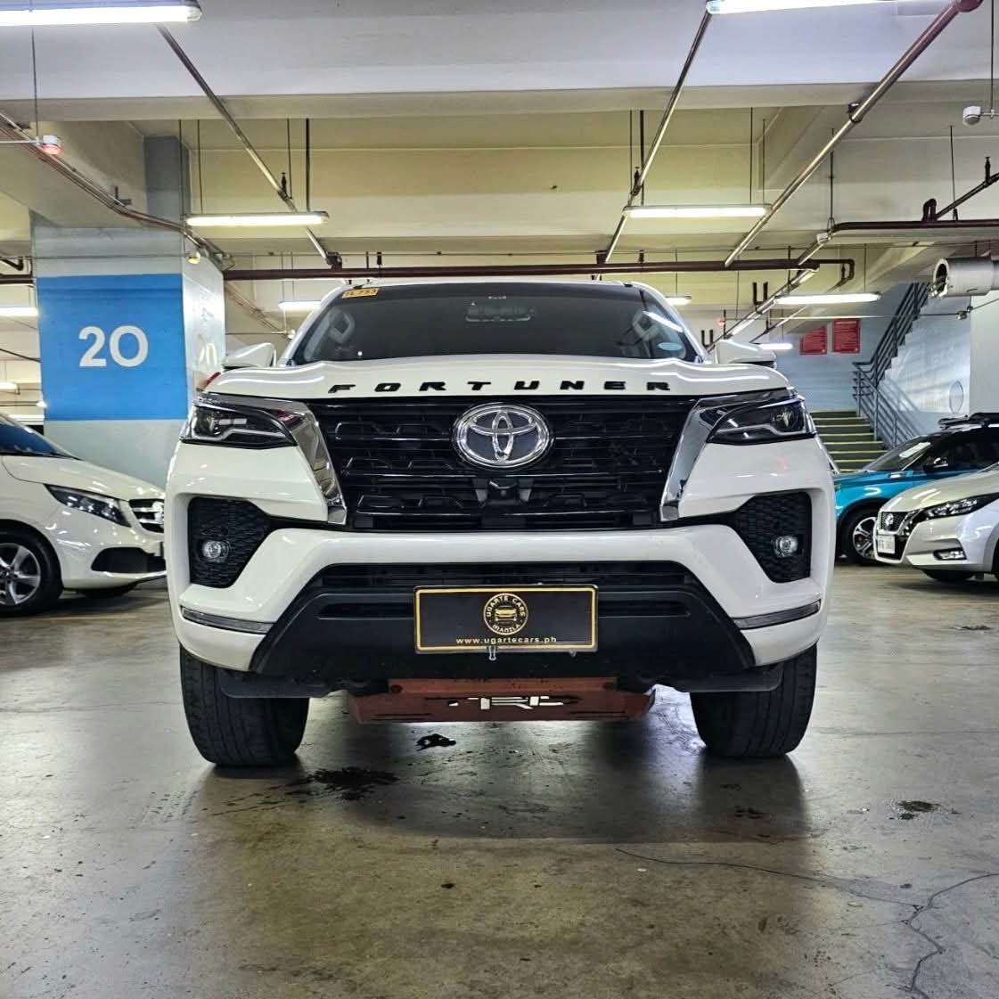 2022 Toyota Fortuner 2.4L V DSL AT