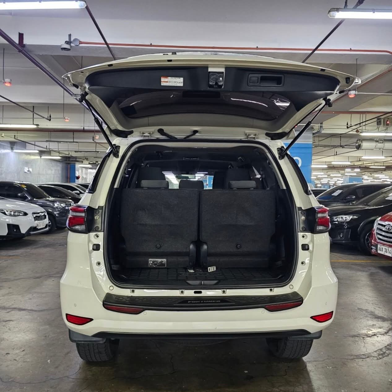 
								2022 Toyota Fortuner 2.4L V DSL AT full									