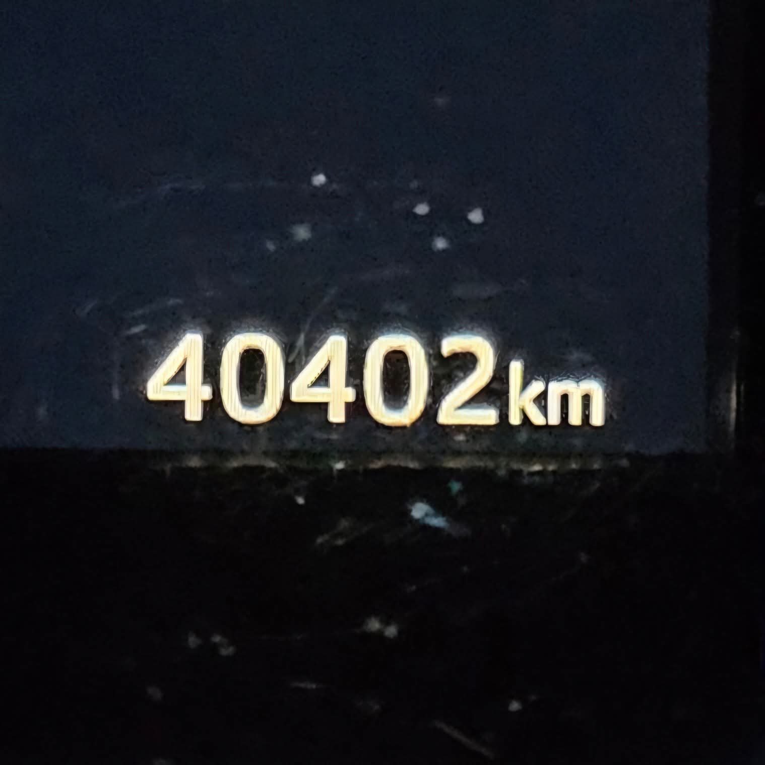 
								2022 Toyota Fortuner 2.4L V DSL AT full									