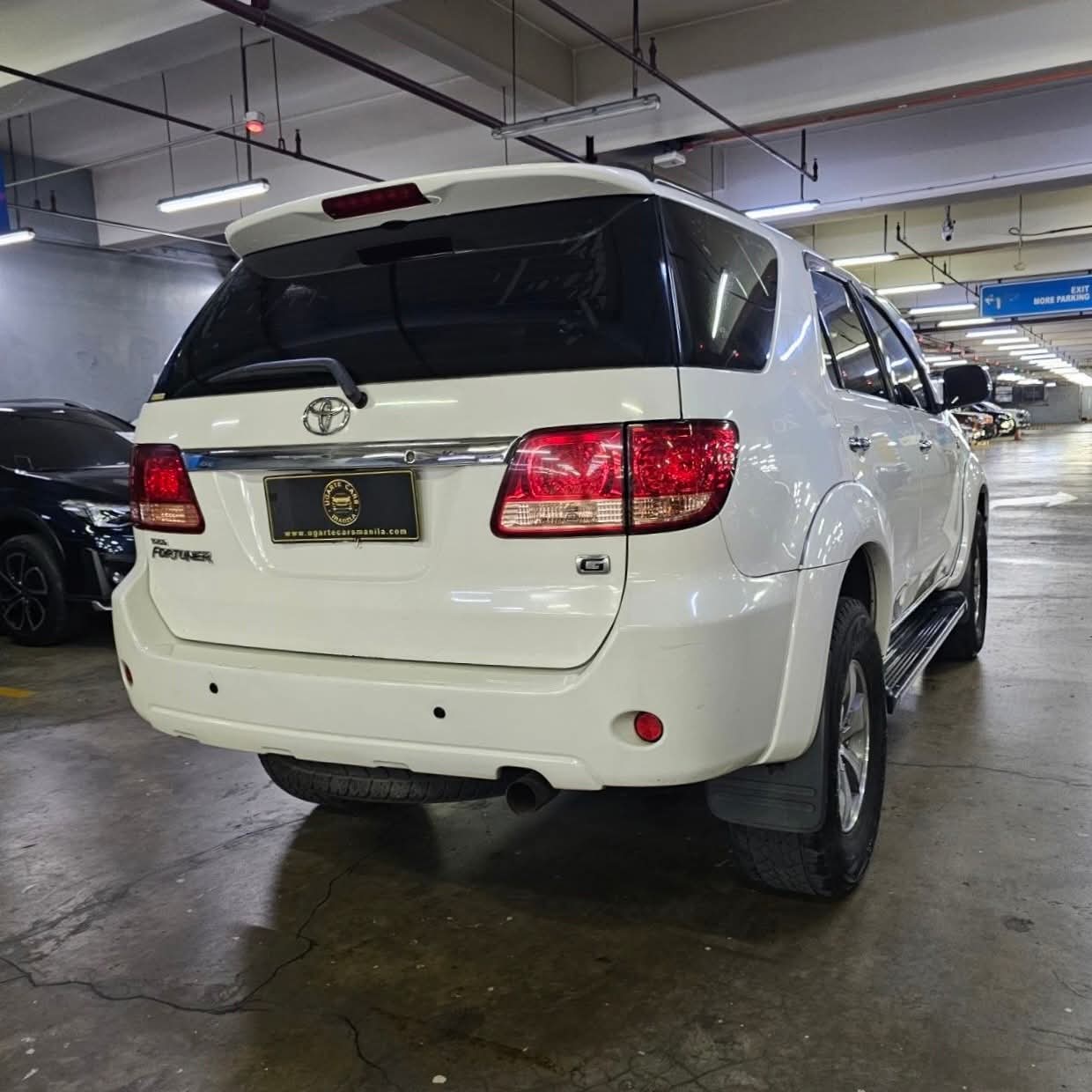 
								2007 Toyota Fortuner G 2.7L 4X2 Gas AT full									
