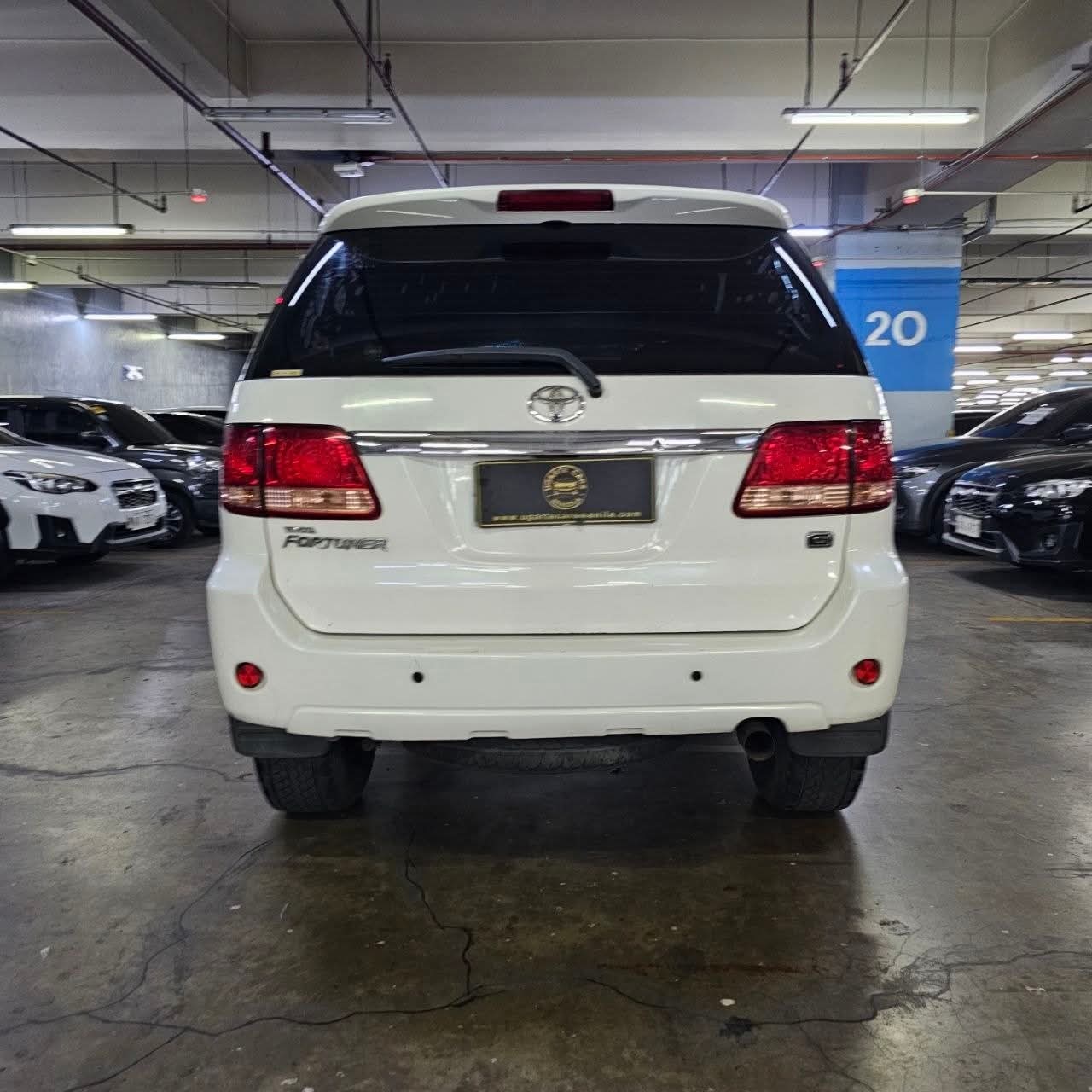 
								2007 Toyota Fortuner G 2.7L 4X2 Gas AT full									
