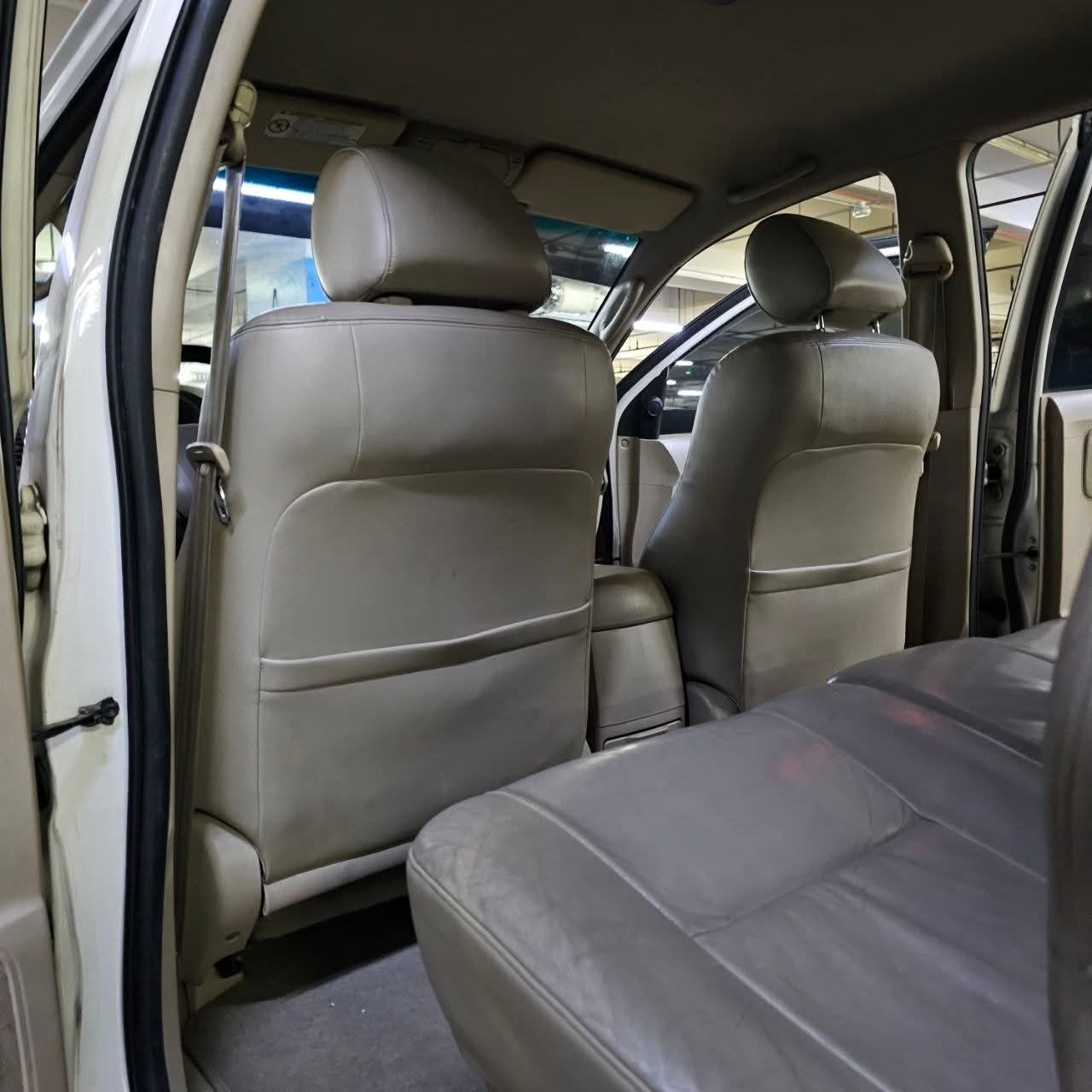 
								2007 Toyota Fortuner G 2.7L 4X2 Gas AT full									