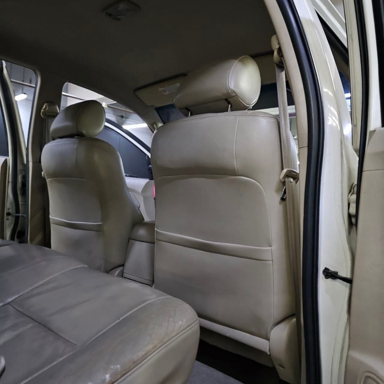 
								2007 Toyota Fortuner G 2.7L 4X2 Gas AT full									