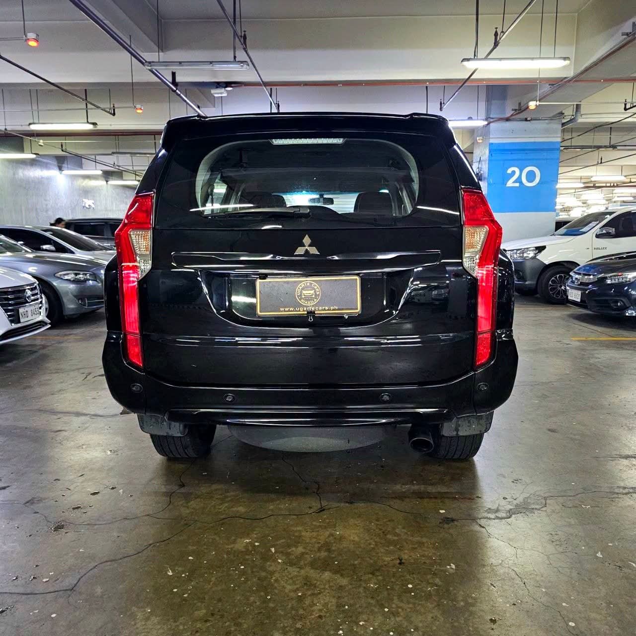 
								2017 Mitsubishi Montero Sports GLS 4X2 2.4L DSL AT full									