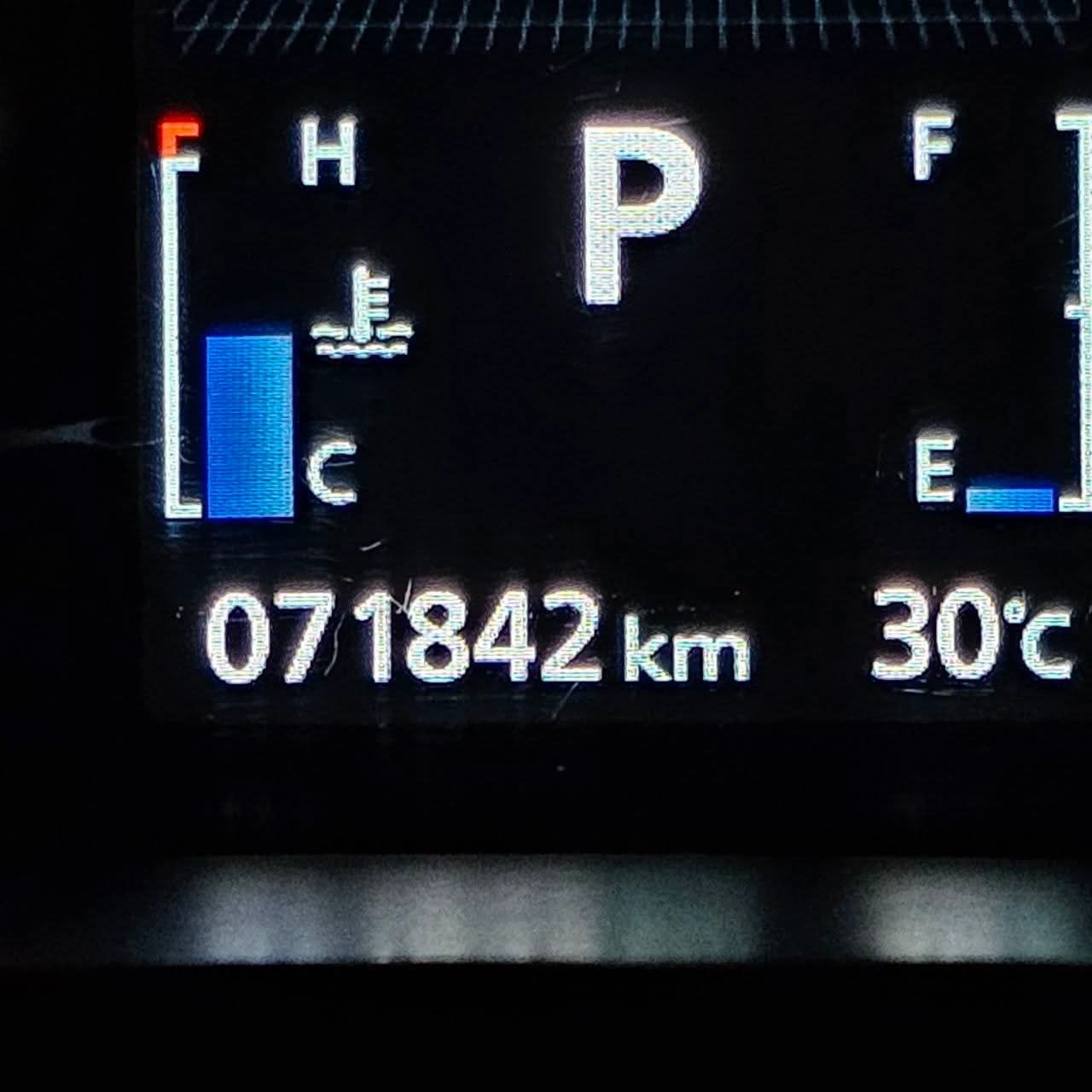 
								2017 Mitsubishi Montero Sports GLS 4X2 2.4L DSL AT full									