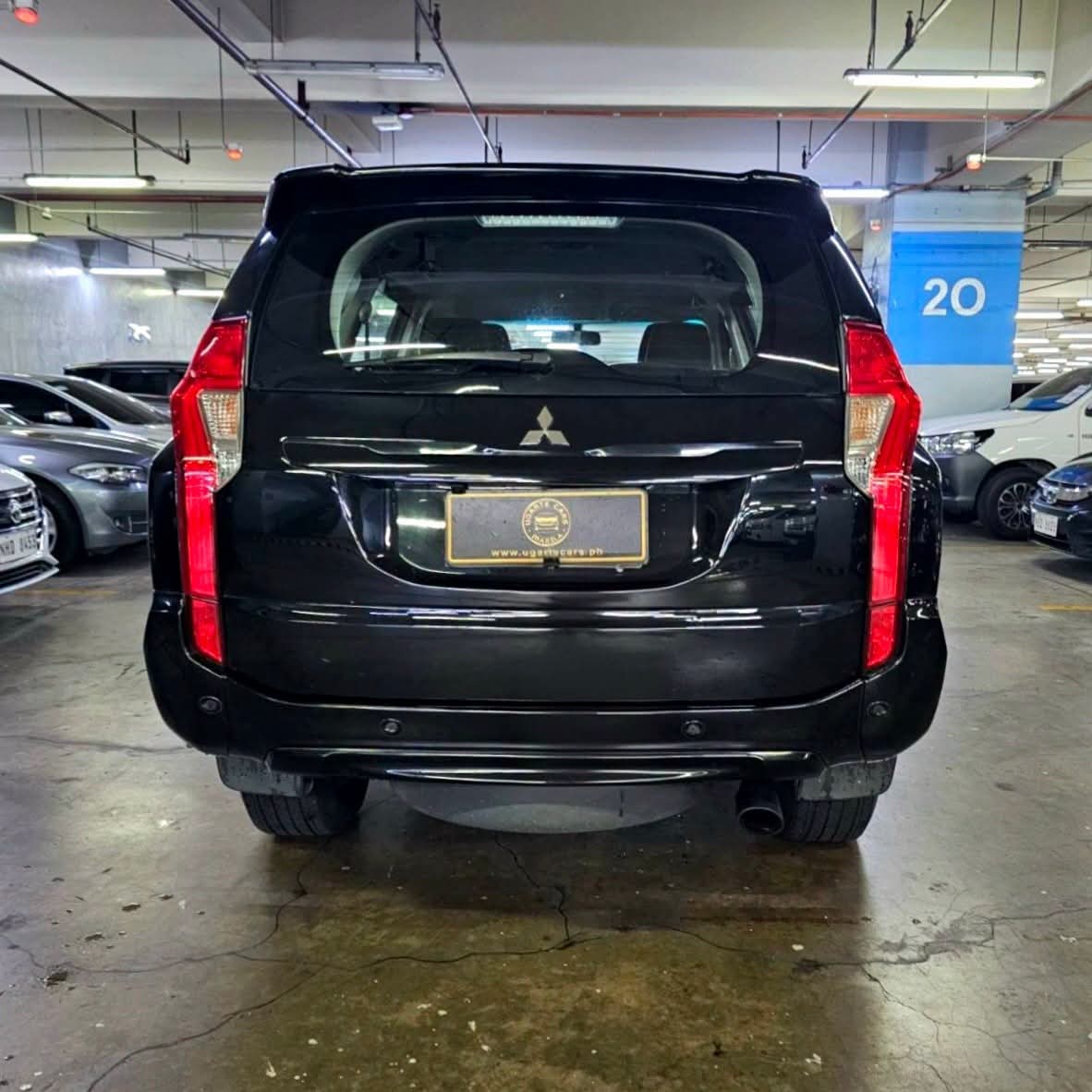 
								2017 Mitsubishi Montero Sports GLS 4X2 2.4L DSL AT full									