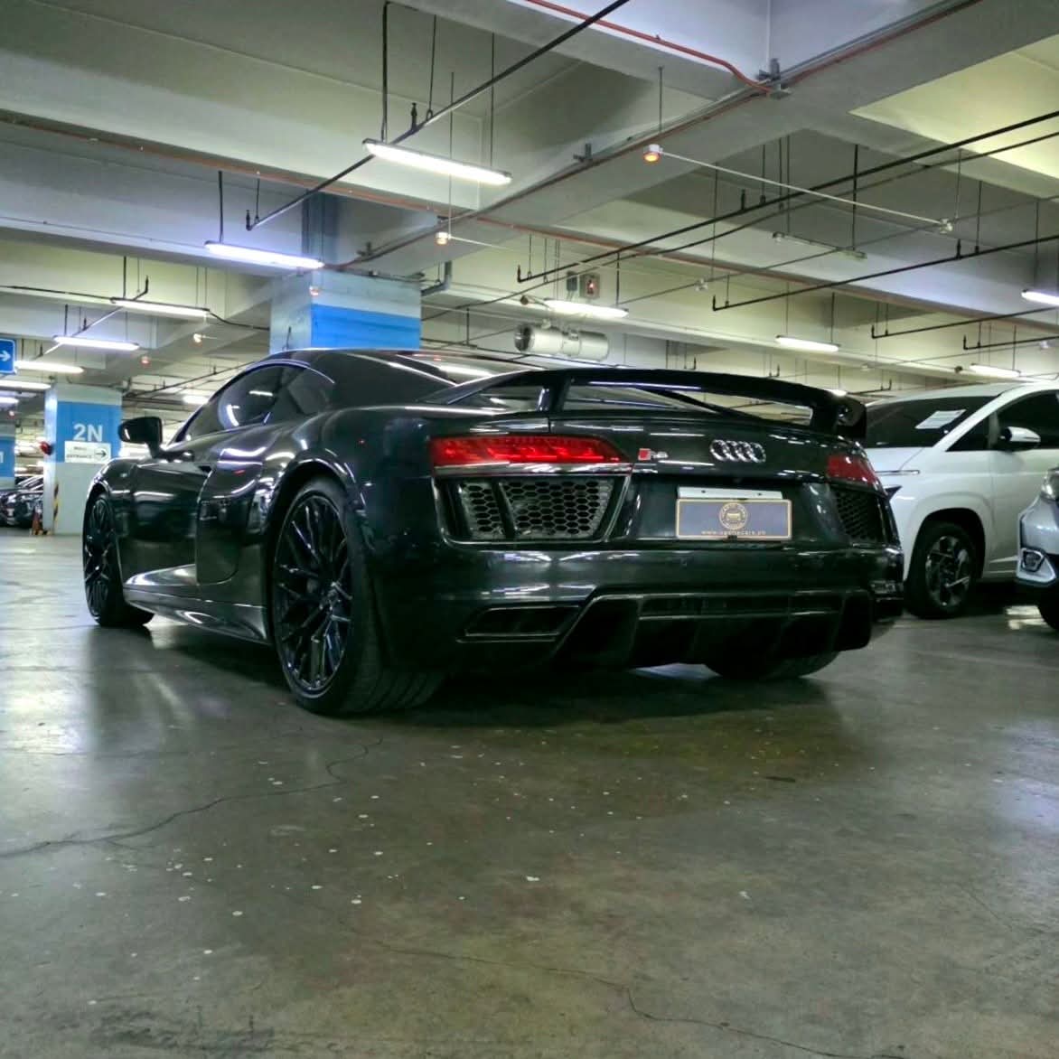 
								2018 Audi R8 5.2L V10 Plus AT full									