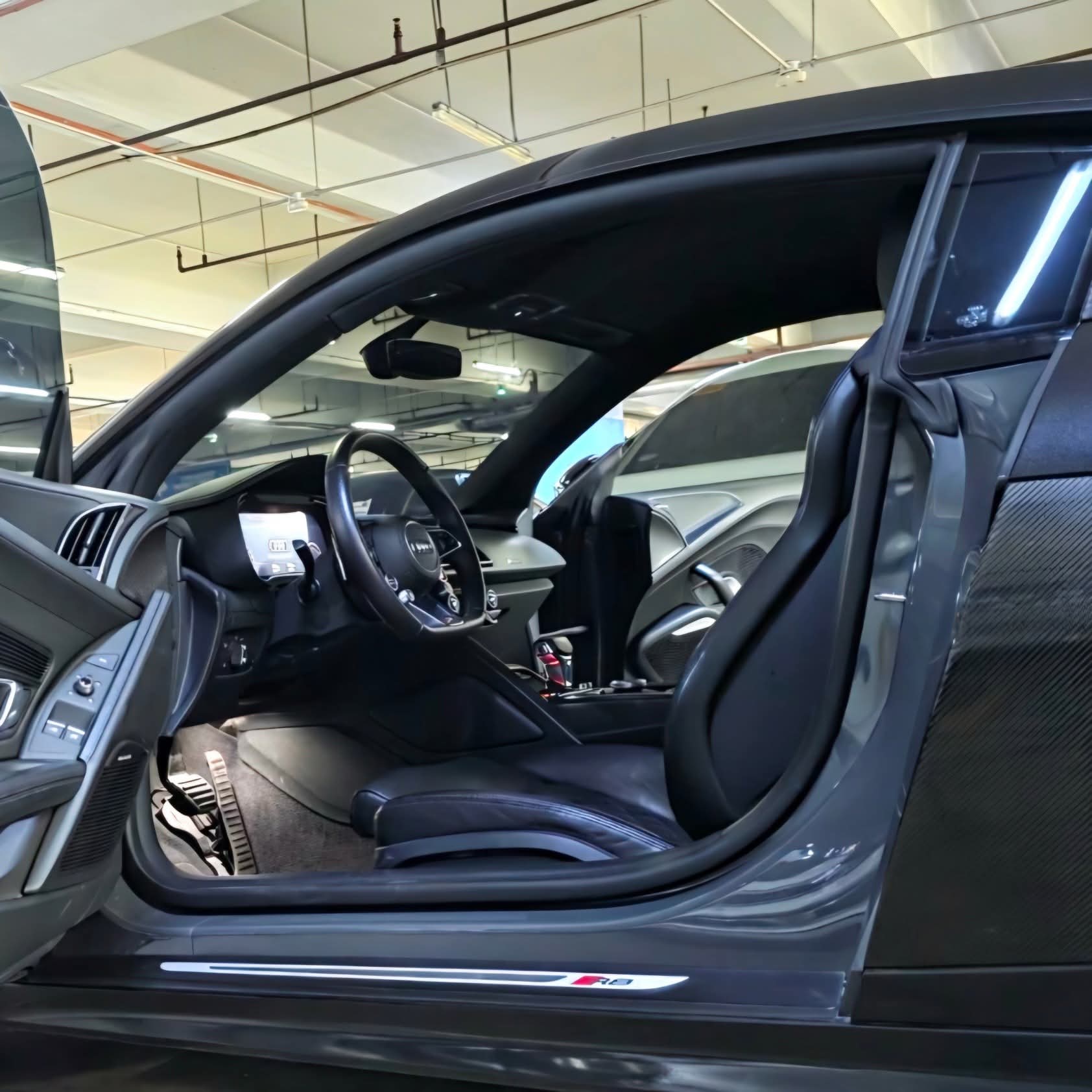 
								2018 Audi R8 5.2L V10 Plus AT full									