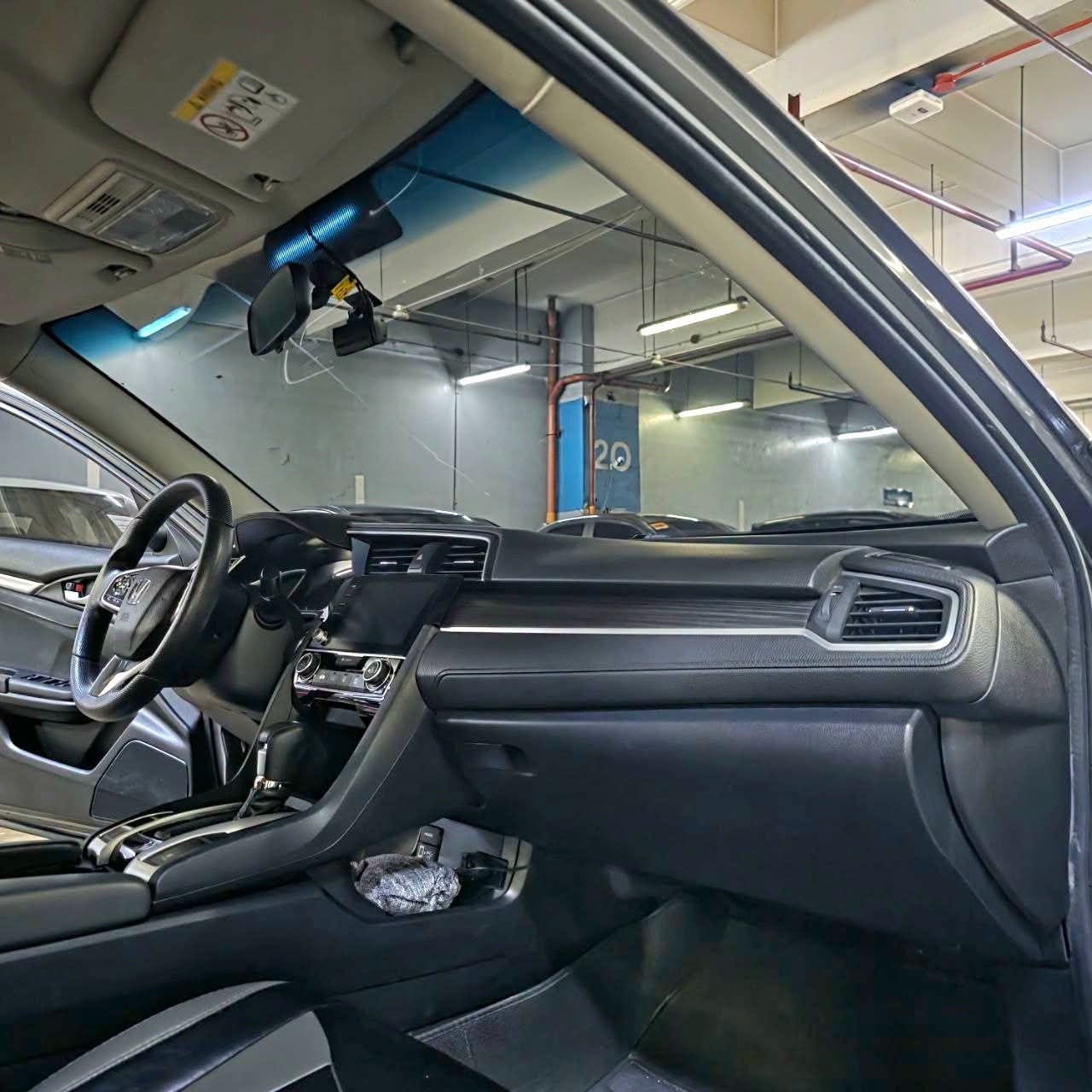 
								2020 Honda Civic 1.8L E i-VTEC AT full									