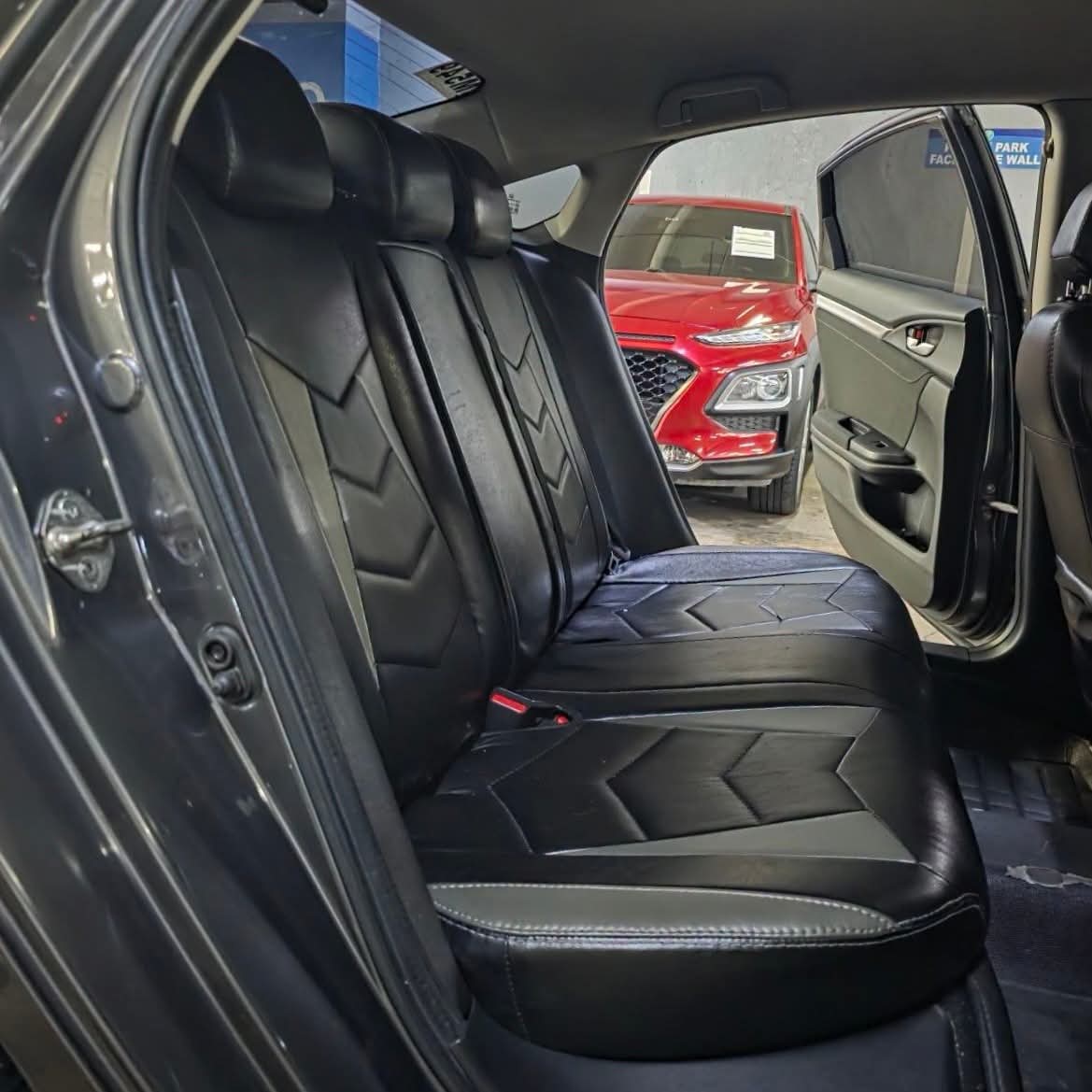 
								2020 Honda Civic 1.8L E i-VTEC AT full									