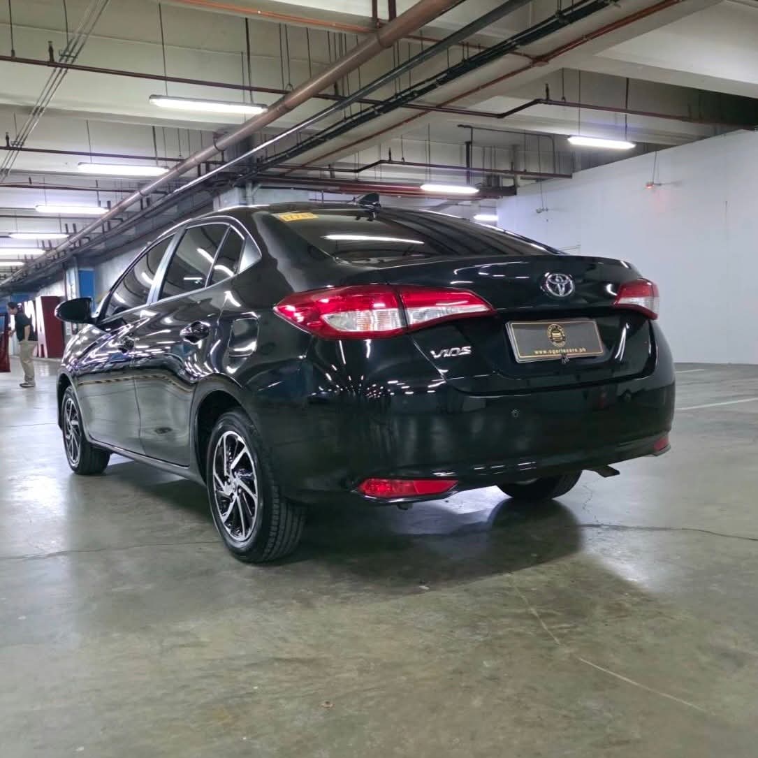 
								2025 Toyota Vios 1.3L XLE CVT AT full									