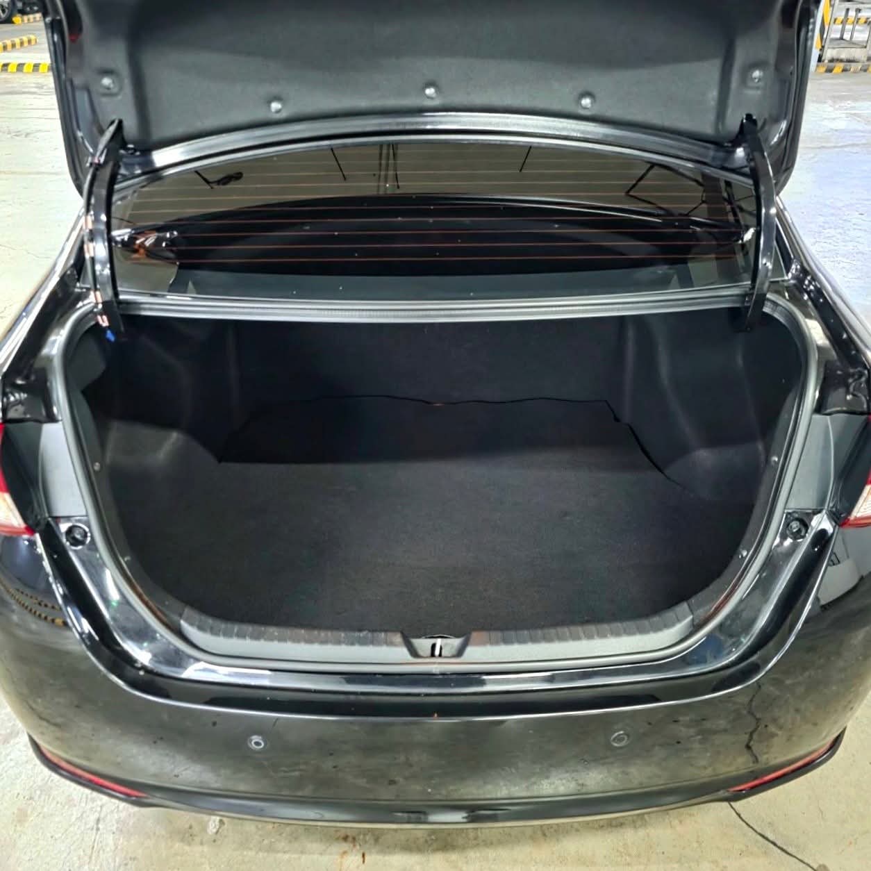 
								2025 Toyota Vios 1.3L XLE CVT AT full									