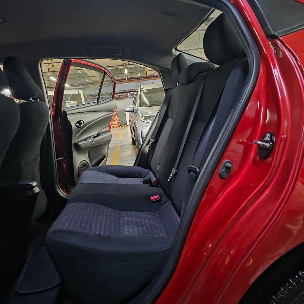 
								2021 Toyota Vios XLE 1.3L CVT AT full									